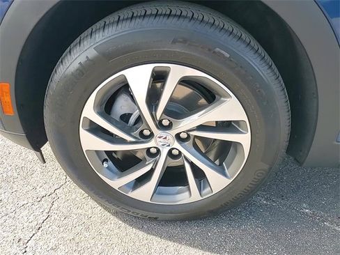 Certified 2023 Buick Envision Essence image 9