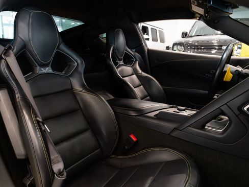 Used 2019 Chevrolet Corvette Z06 RWD image 23