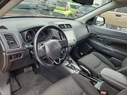 Used 2024 Mitsubishi Outlander Sport AWD image 14