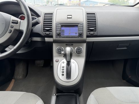 Used 2012 Nissan Sentra 2.0 SR w/ Special Edition Pkg FWD image 19