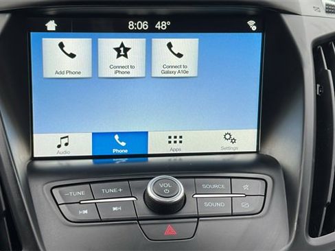 Used 2019 Ford Escape SE image 10