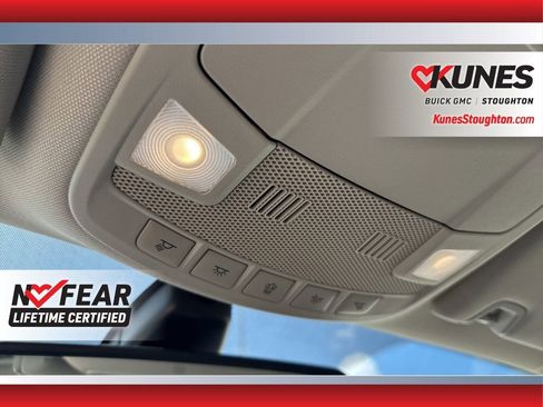 Used 2020 Ford Fusion SE image 32