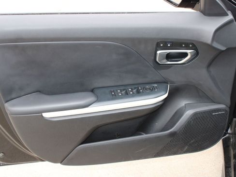 Used 2025 Kia K4 GT-Line w/ GT-Line Premium Package image 19