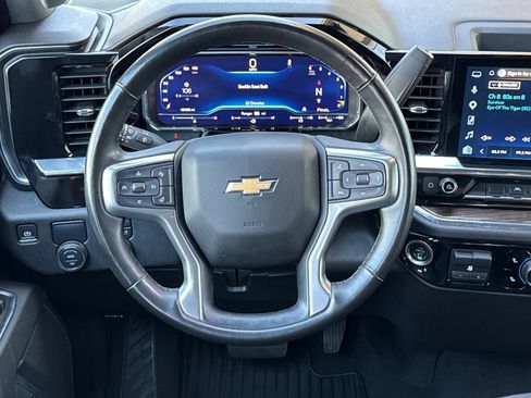 Certified 2025 Chevrolet Silverado 1500 LT RWD image 15