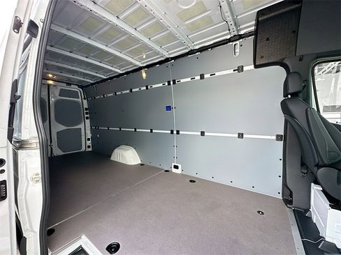 New 2026 Mercedes-Benz Sprinter 2500 image 24