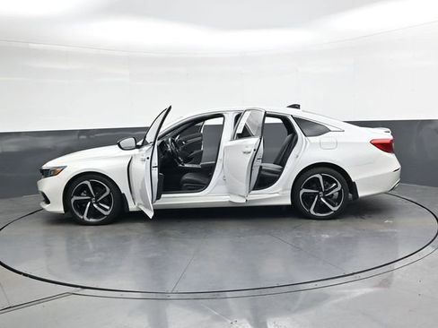 Used 2022 Honda Accord Sport image 39
