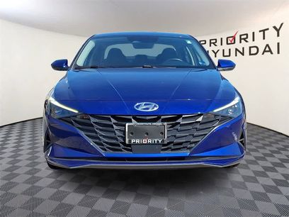 Used 2022 Hyundai Elantra SEL w/ Convenience Package