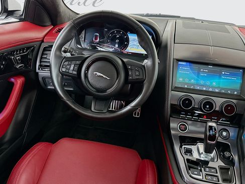 Used 2024 Jaguar F-TYPE Coupe AWD image 20