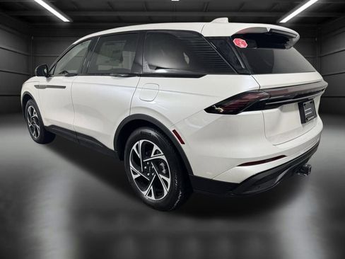 New 2026 Lincoln Nautilus Premier w/ Equipment Group 102A image 4