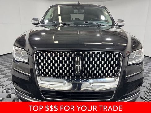 Used 2023 Lincoln Navigator L Black Label AWD/4WD image 2