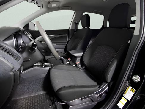 Used 2022 Mitsubishi Outlander Sport ES image 15