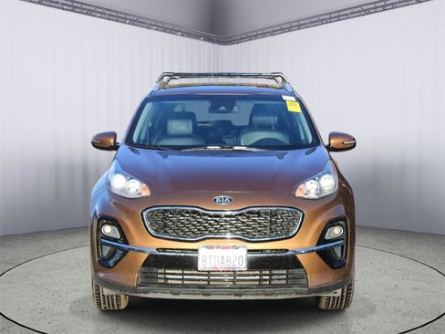 Used 2021 Kia Sportage EX image 2