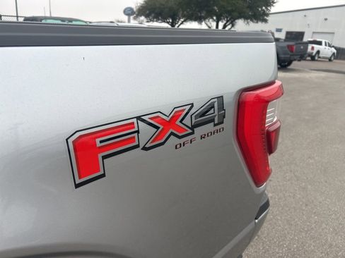 Used 2022 Ford F150 Lariat image 6