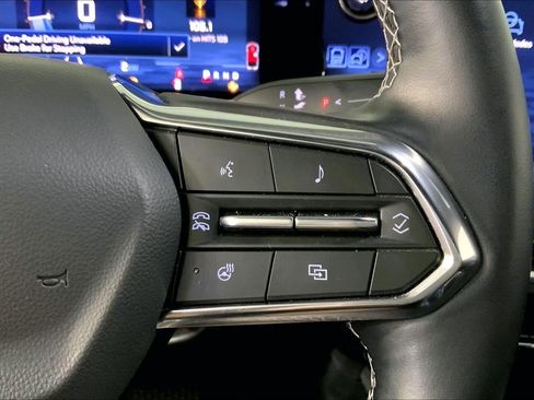 Used 2024 Chevrolet Equinox EV LT FWD image 19