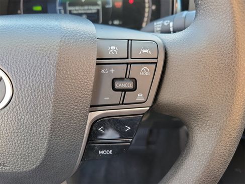 Used 2025 Toyota Camry LE image 21