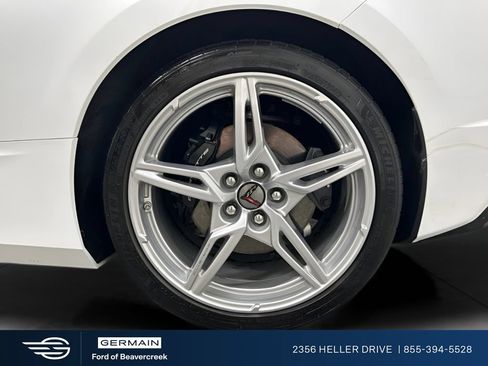 Used 2021 Chevrolet Corvette Stingray Coupe w/ 1LT RWD image 27
