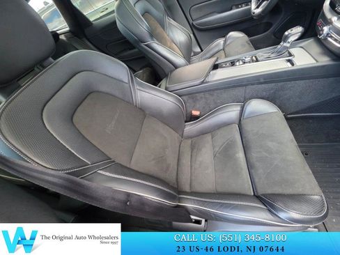 Used 2018 Volvo XC60 T6 R-Design w/ Convenience Package image 19