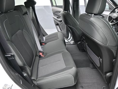 New 2025 Jeep Grand Cherokee Laredo X image 25