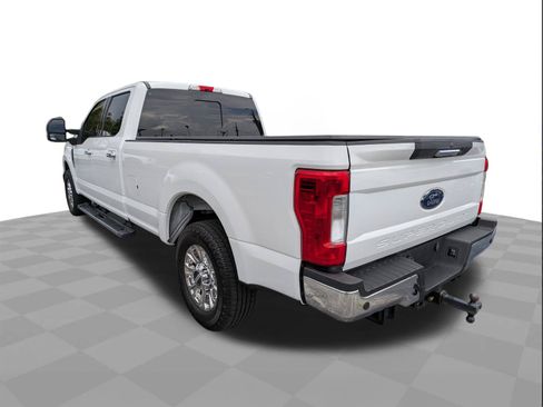Used 2019 Ford F250 Lariat w/ Chrome Package RWD image 6