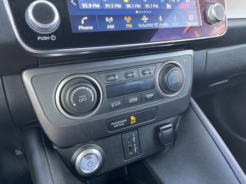 Certified 2023 Nissan Leaf S image 20