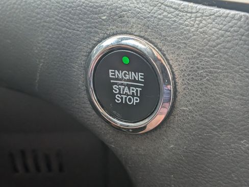 Used 2019 Ford Edge SEL w/ Equipment Group 201A FWD image 13