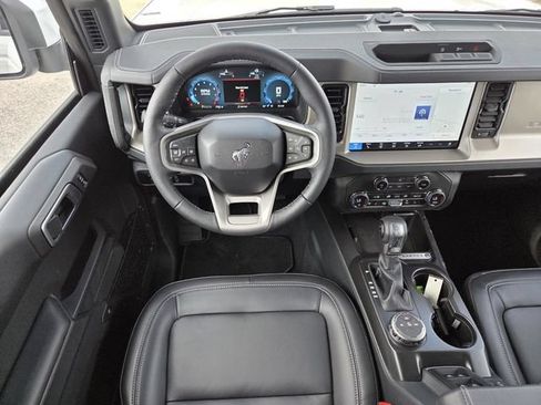 New 2026 Ford Bronco Outer Banks AWD/4WD image 9