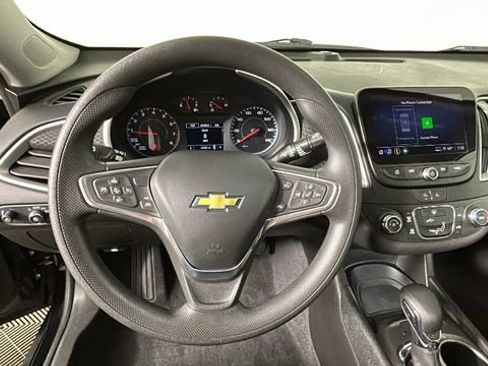 Used 2023 Chevrolet Malibu LS w/ LPO, Floor Liner Package FWD image 15