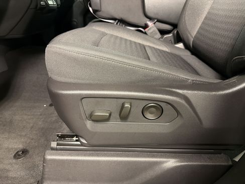 Used 2024 Chevrolet Silverado 1500 Custom w/ Turbomax Blackout Package RWD image 12