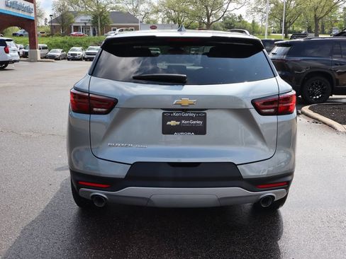 Certified 2025 Chevrolet Blazer LT w/ Convenience Package AWD/4WD image 28