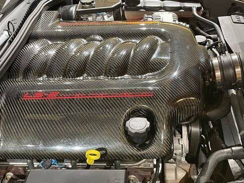 Used 2005 Chevrolet Corvette Coupe w/ Preferred Equipment Group RWD image 15