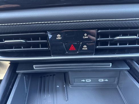 New 2026 Volkswagen Atlas Cross Sport SE FWD image 25