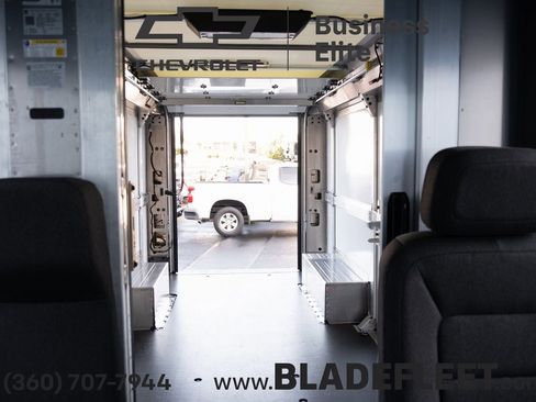 New 2025 Chevrolet Brightdrop 600 image 7