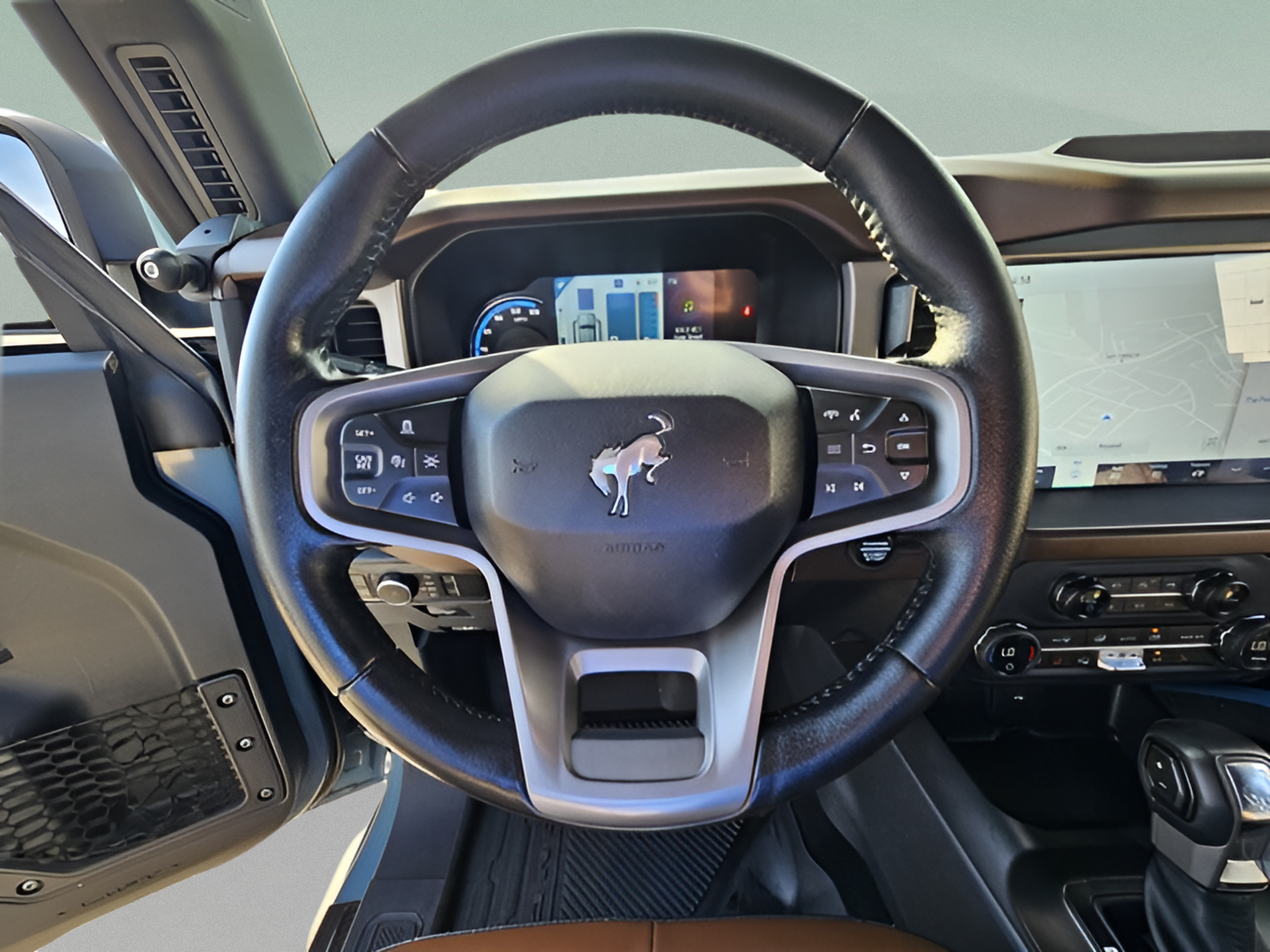 Used 2023 Ford Bronco Outer Banks AWD/4WD image 21