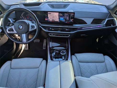 Used 2023 BMW X7 xDrive40i w/ Executive Package image 20