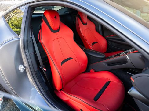 Used 2024 Ferrari Roma image 61
