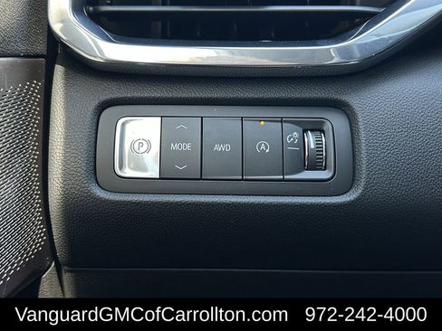 New 2026 GMC Acadia Denali Ultimate w/ LPO, Floor Liner Package image 19