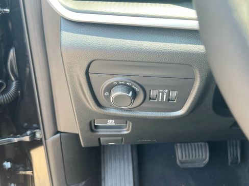 New 2025 Jeep Grand Cherokee Laredo w/ Luxury Tech Group I image 26