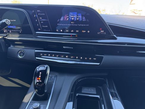 Used 2022 Cadillac Escalade Sport image 24