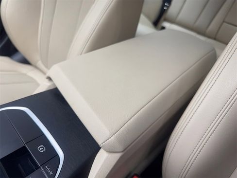 Used 2023 BMW 330i Sedan w/ Driving Assistance Package image 70