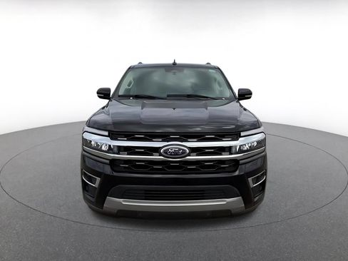 Used 2024 Ford Expedition Limited RWD image 4