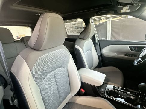 New 2026 Subaru Forester Premium AWD/4WD image 27