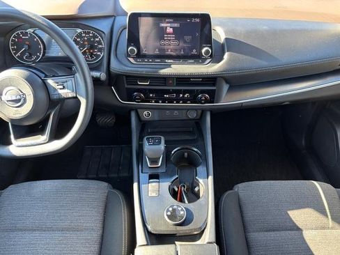 Used 2023 Nissan Rogue SV image 18