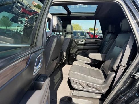 Used 2022 Chevrolet Tahoe LT w/ Luxury Package AWD/4WD image 22