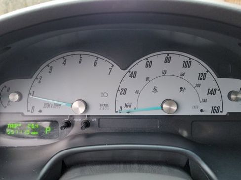 Used 2002 Ford Thunderbird image 12