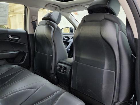 Used 2023 Acura TLX w/ Technology Package image 19