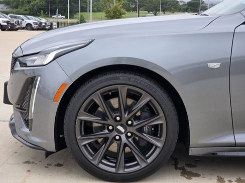Used 2020 Cadillac CT5 Sport RWD image 6