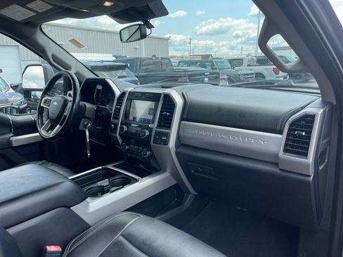 Used 2021 Ford F250 Lariat w/ Lariat Value Package AWD/4WD image 17
