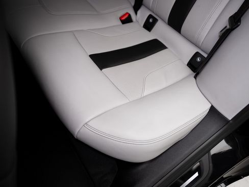 Used 2023 BMW M5 w/ Competition Package AWD/4WD image 71