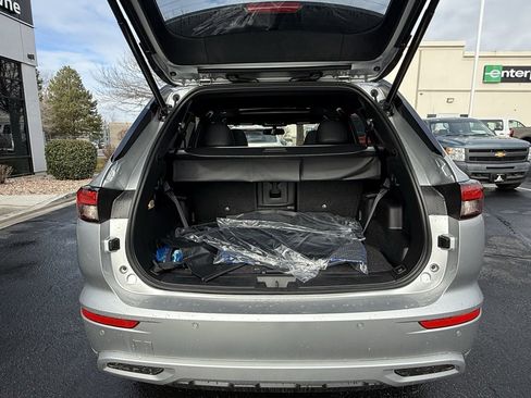 Used 2025 Mitsubishi Outlander SEL image 27