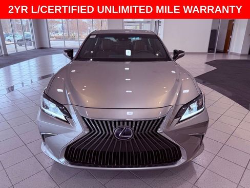 Certified 2021 Lexus ES 300h w/ Premium Package image 2